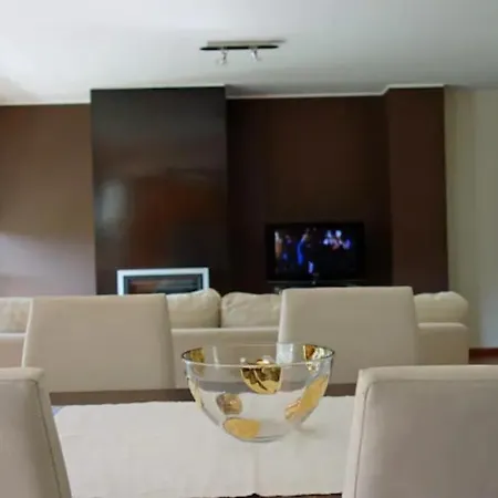 Lima Golf House بونتي دي ليما